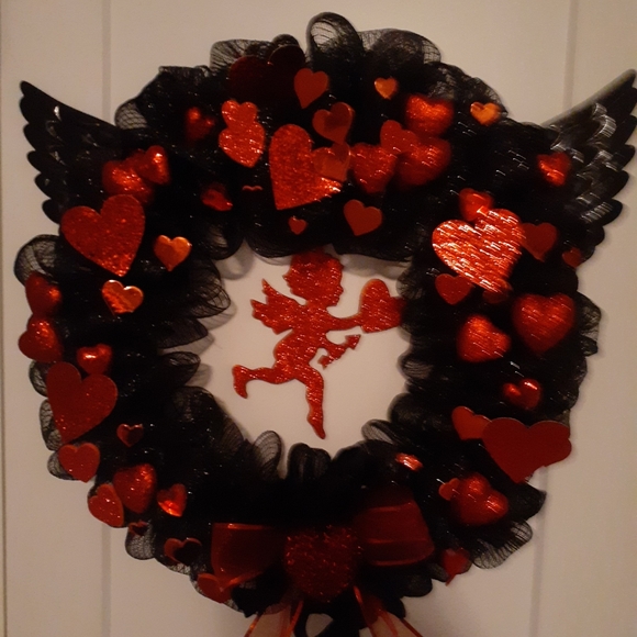 A wreath for any occasion. - Picture 8 of 16